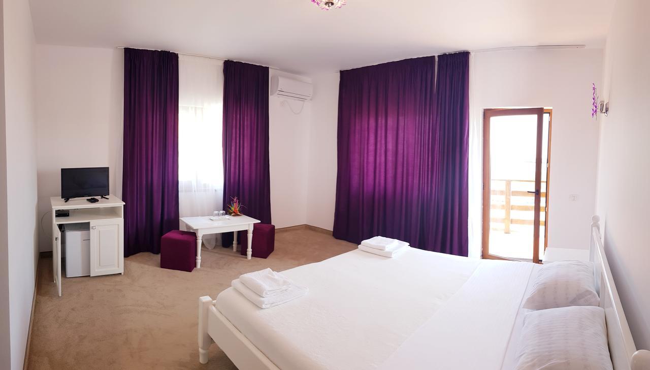 Pensiunea Fabian Hotel Jurilovca Buitenkant foto